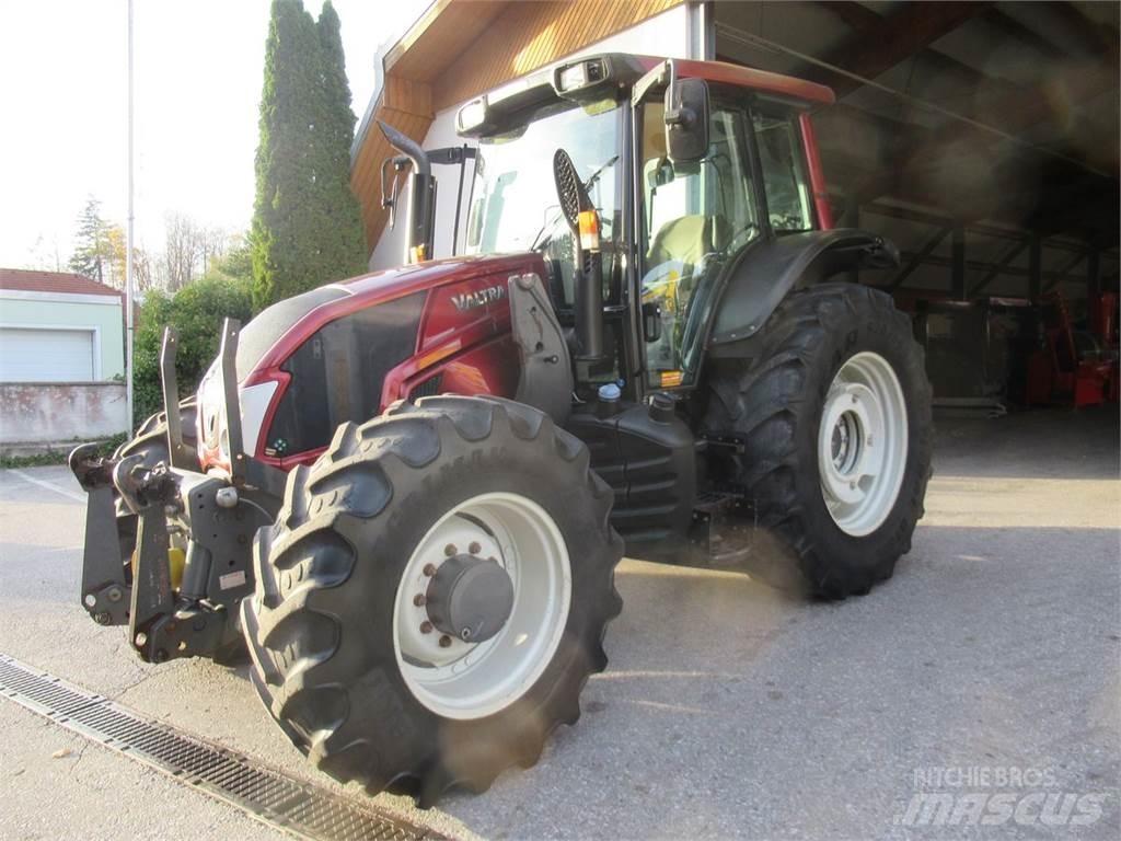 Valtra N163D 拖拉机/农用车