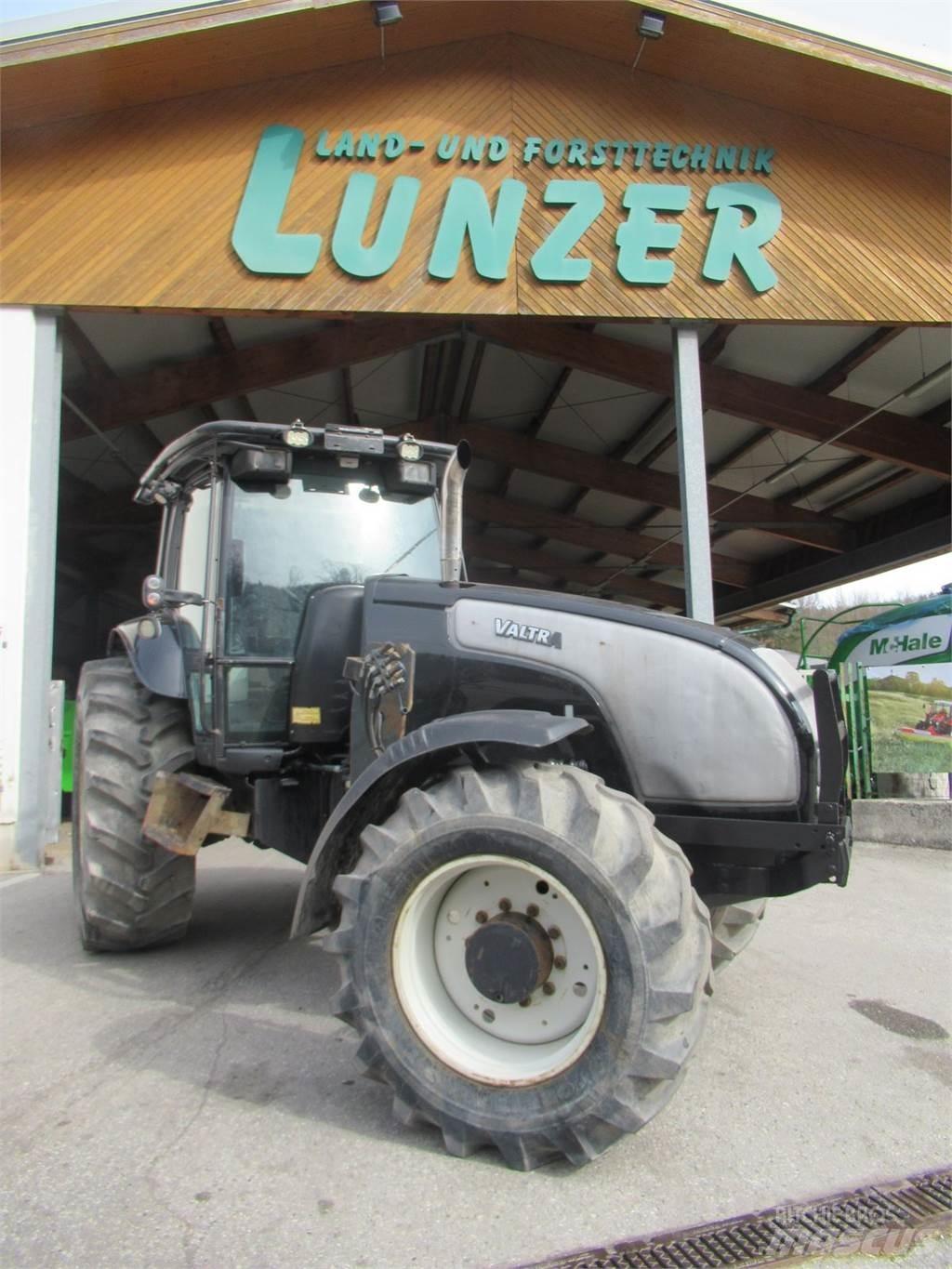 Valtra XM 130 拖拉机/农用车