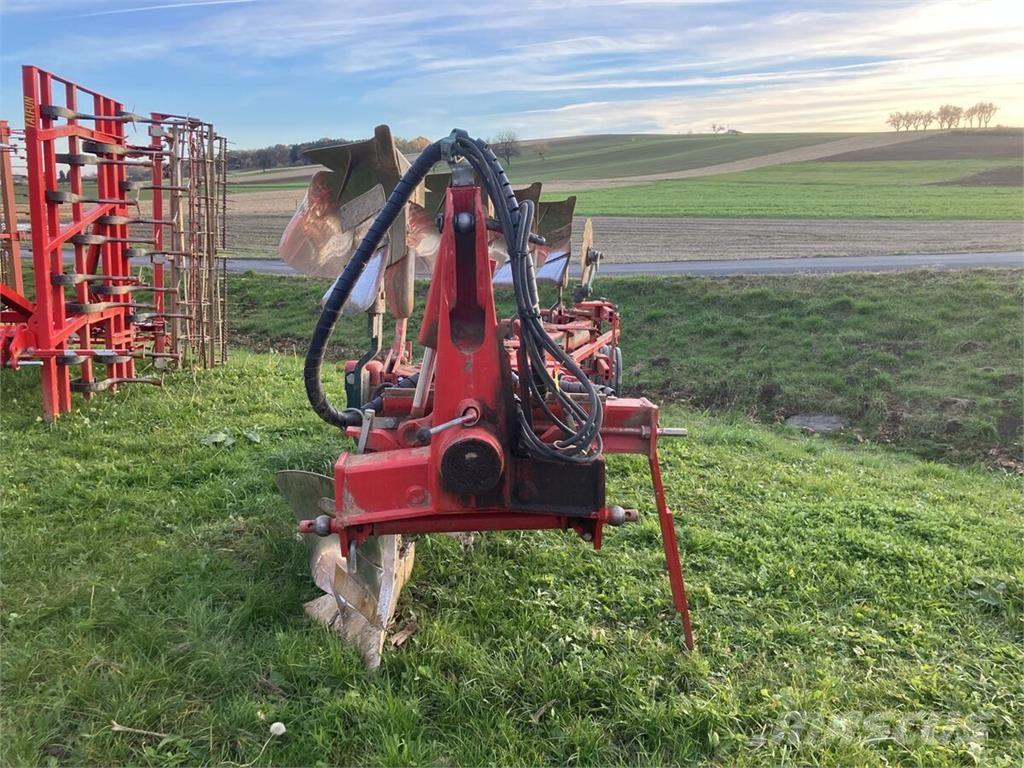 Vogel & Noot XMS 1050 传统犁