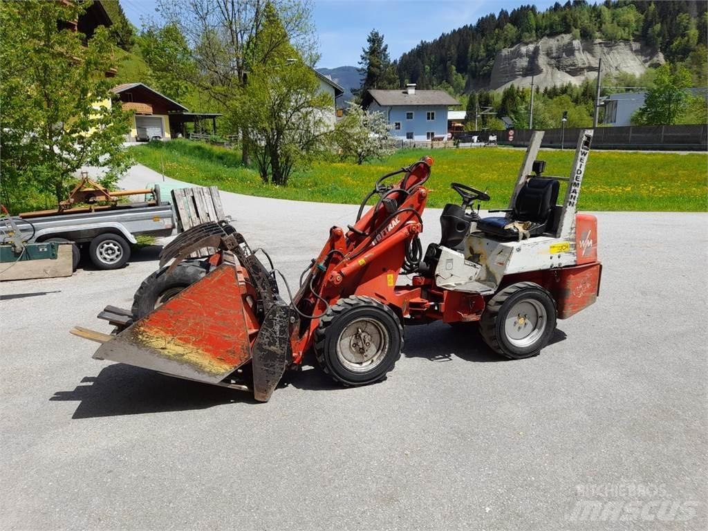Weidemann 1245 前装载和挖掘机