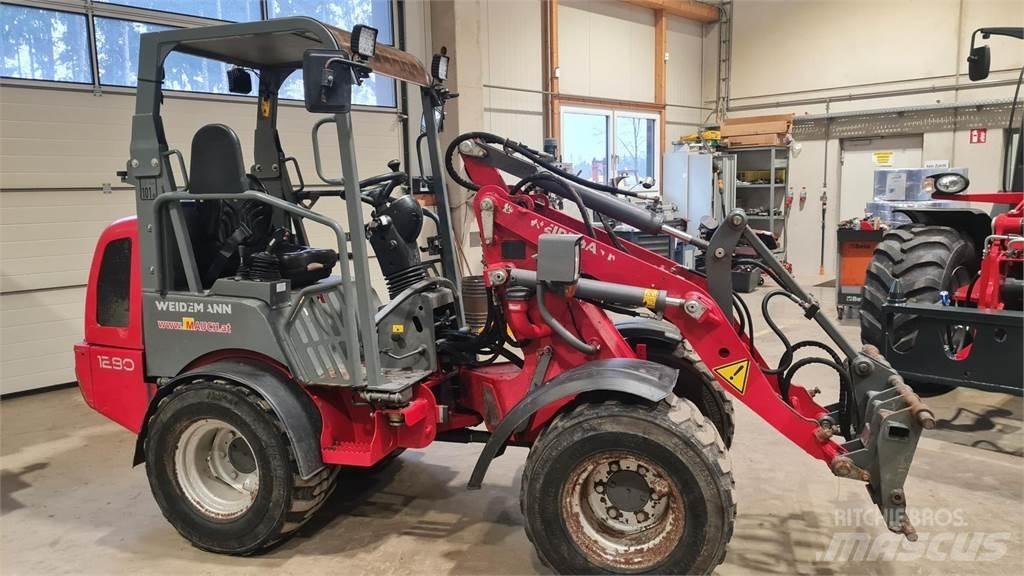 Weidemann 1280 前装载和挖掘机