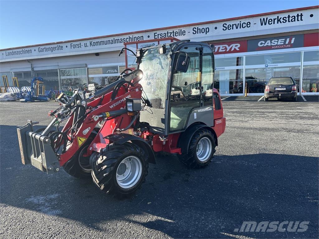 Weidemann 1285 SKA 前装载和挖掘机