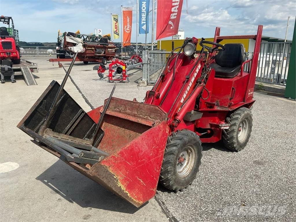 Weidemann 911D/R 前装载和挖掘机