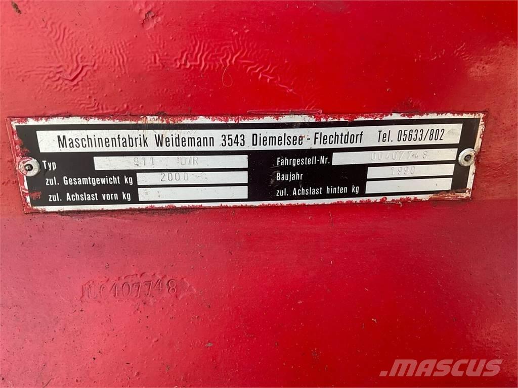 Weidemann 911D/R 前装载和挖掘机