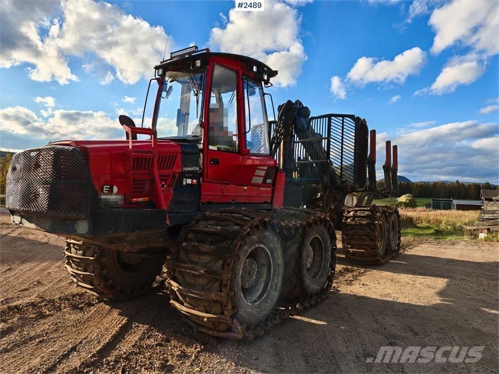 Komatsu 895 集运机