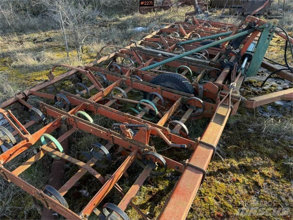 Kverneland Harv 其他耕种机械和配件