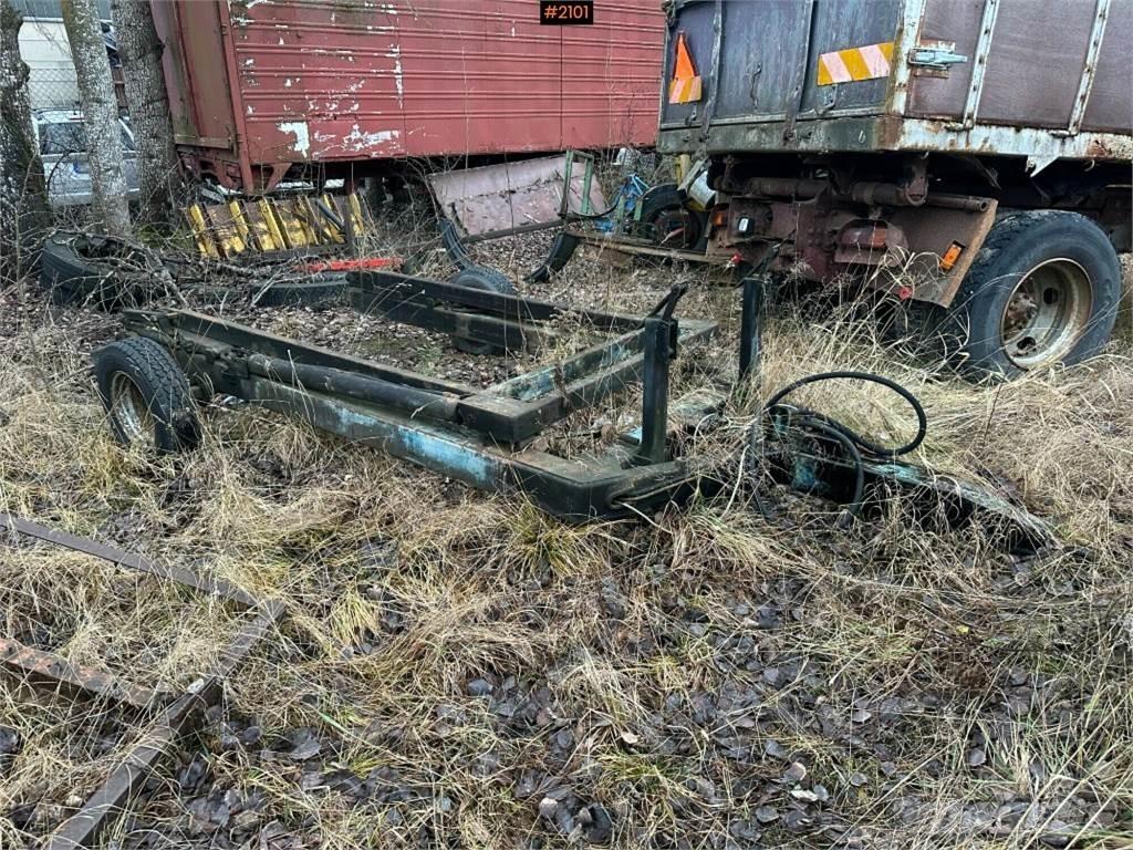 Överum Bygelkärra 高栏拖车