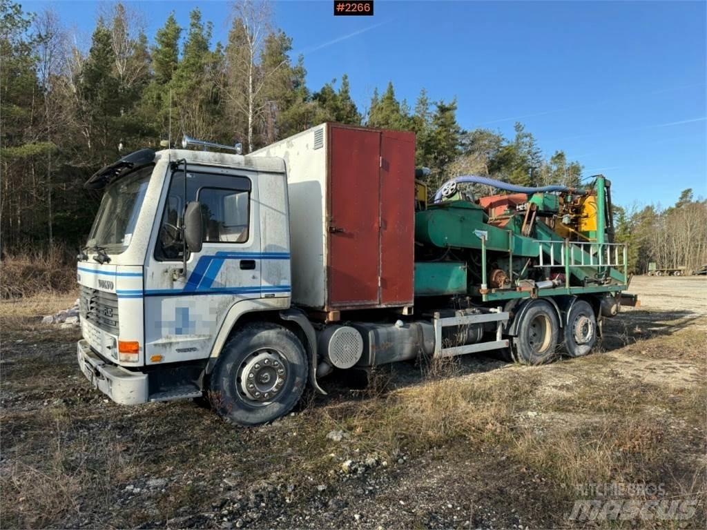 Volvo FL10 平板栏板货车