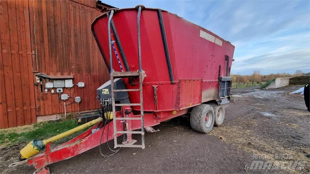 JF VM 22-2 青饲料搬运车