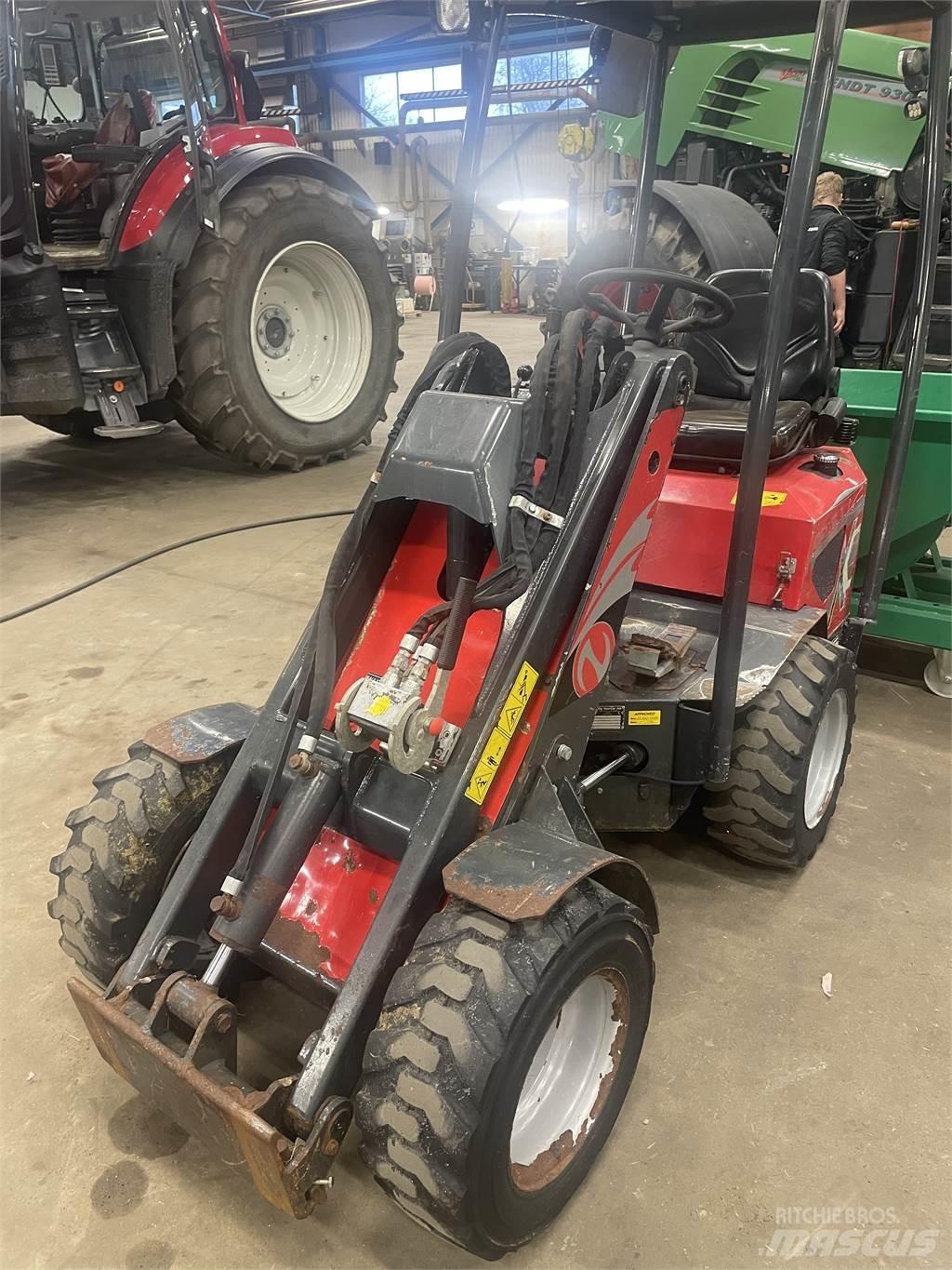 Norcar 755XC 前装载配件