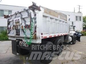 Mack RD688S 推雪机