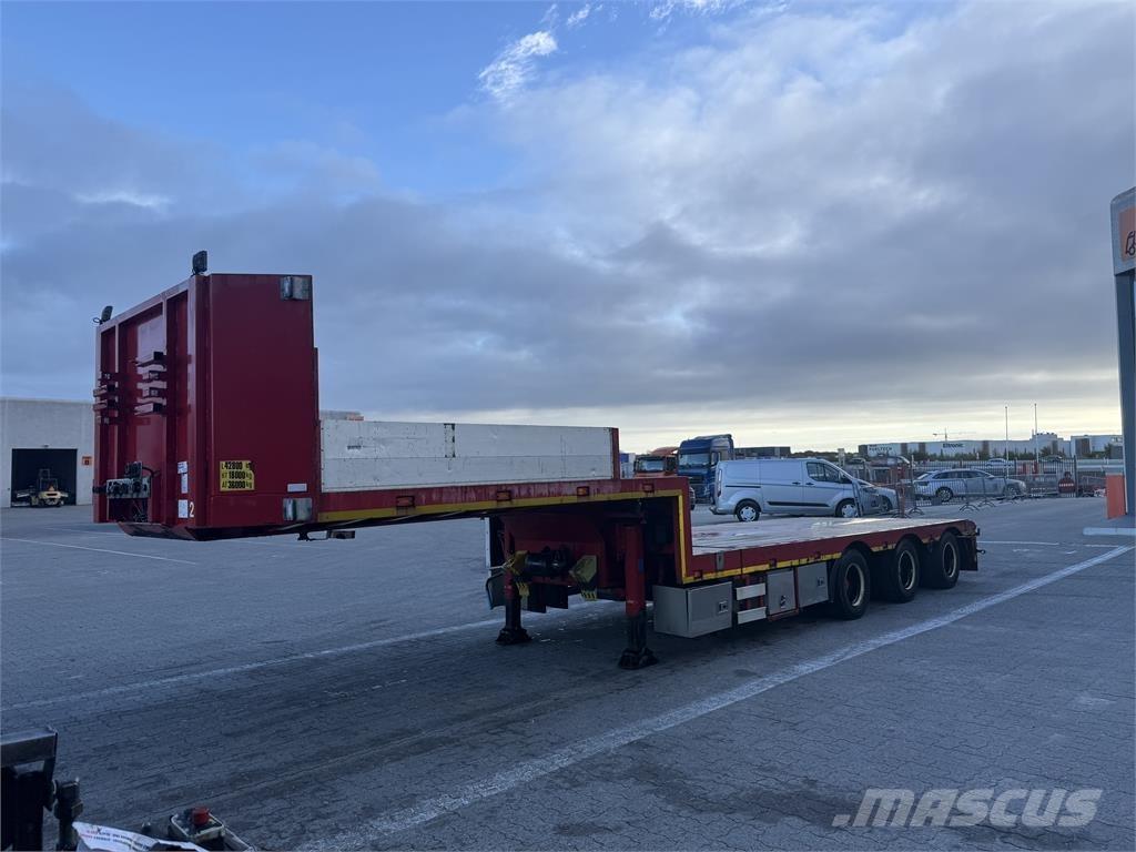 KLC Trailer Udtrækkelig 低平板半挂车