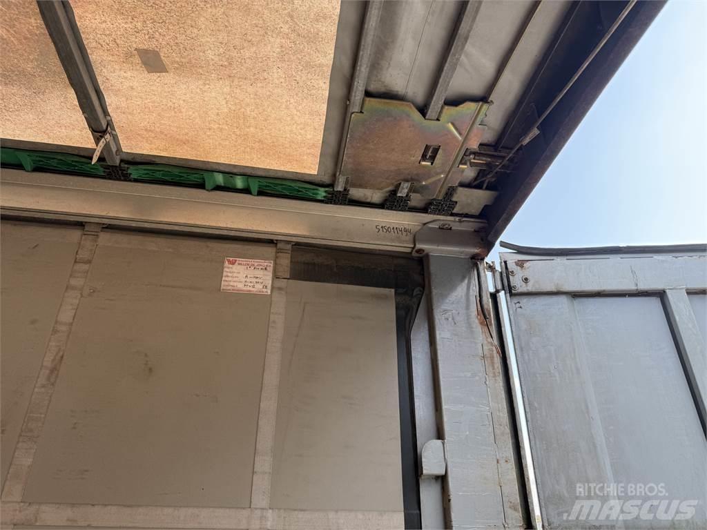 Krone 3 aks 侧帘半挂车