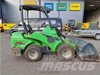 Avant 640 小型装载机
