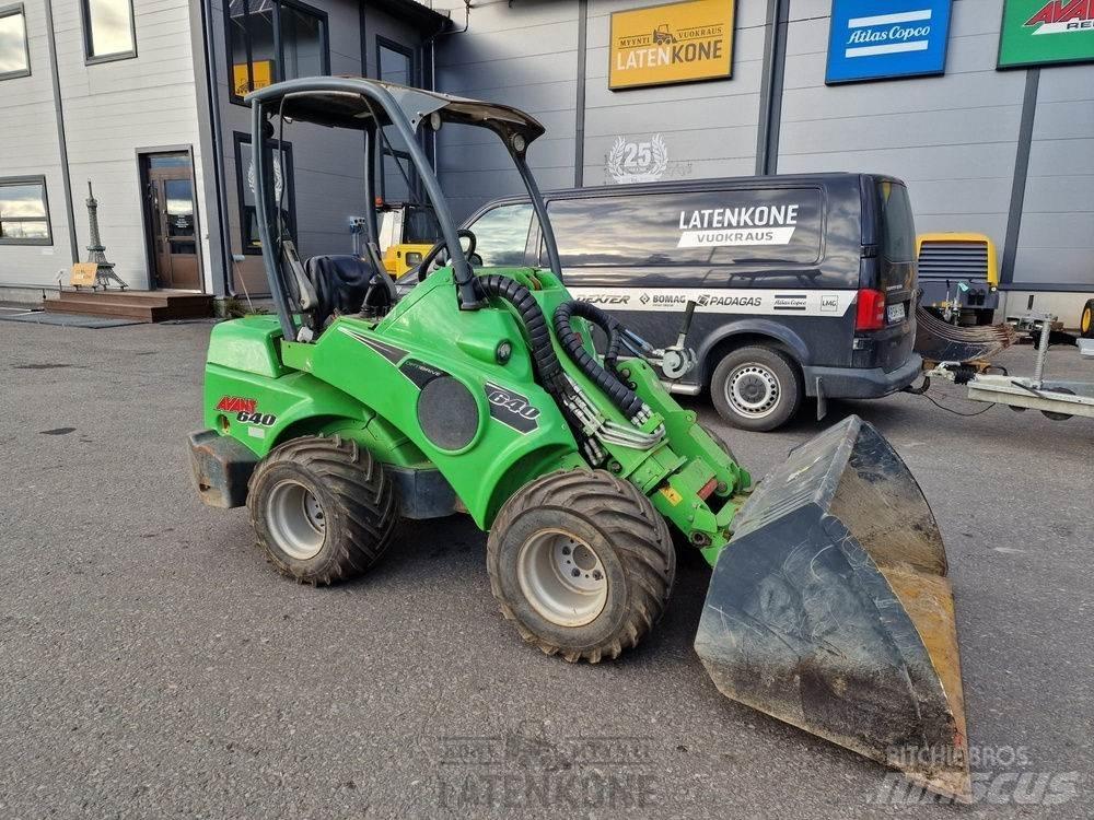 Avant 640 小型装载机