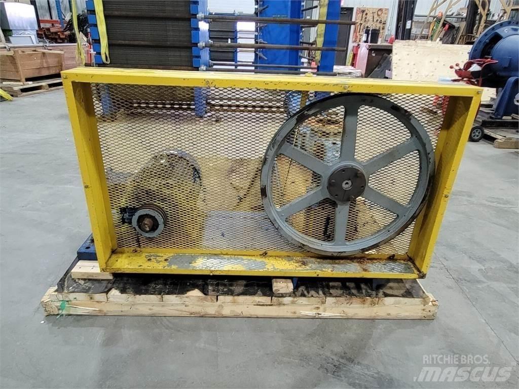 Allweiler AG AE2E750 水泵