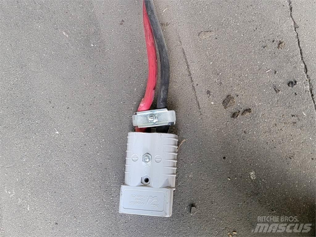  AMETEK 750H3-18G 充电器