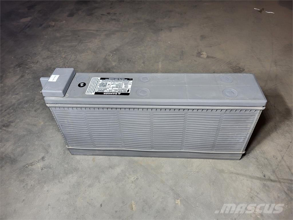  DEKA 12AVR100ET 电池