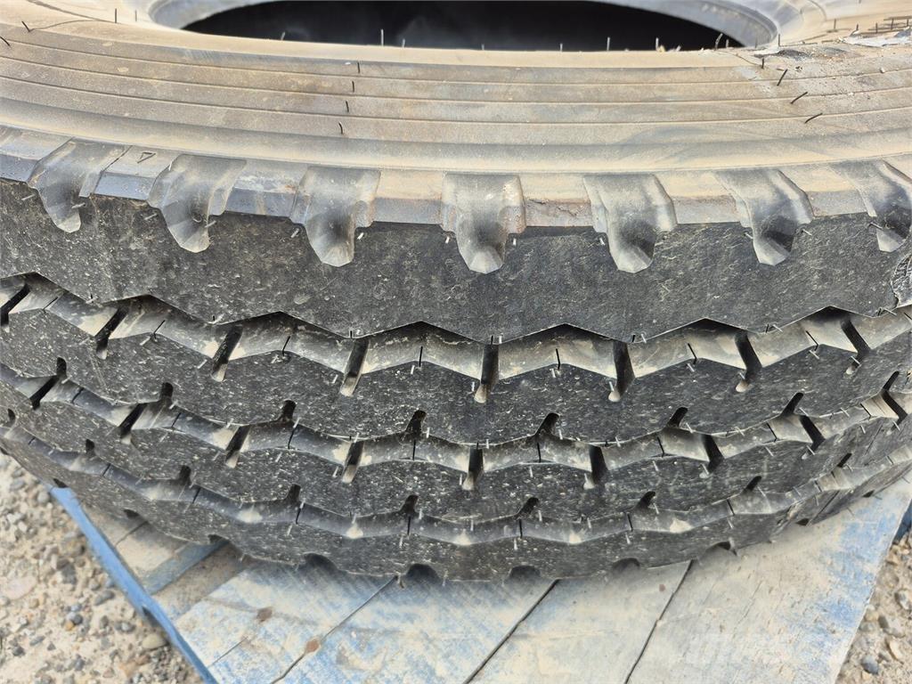 Firestone  轮胎、车轮、轮圈