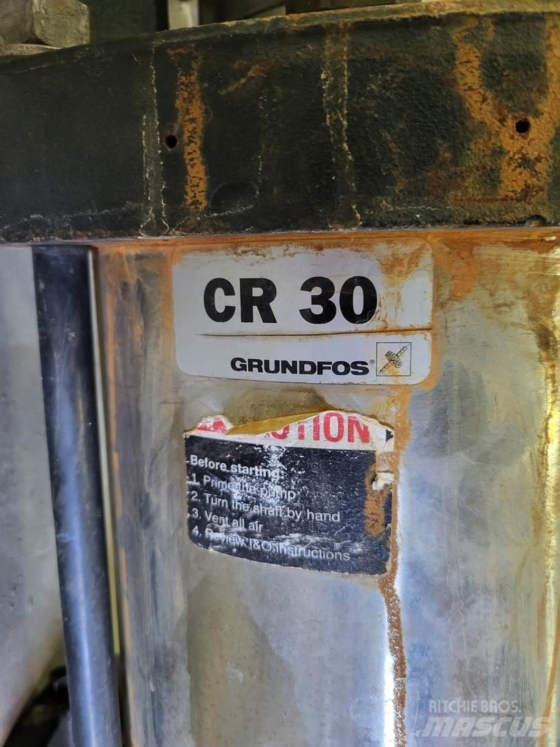 Grundfos CR 30 水泵