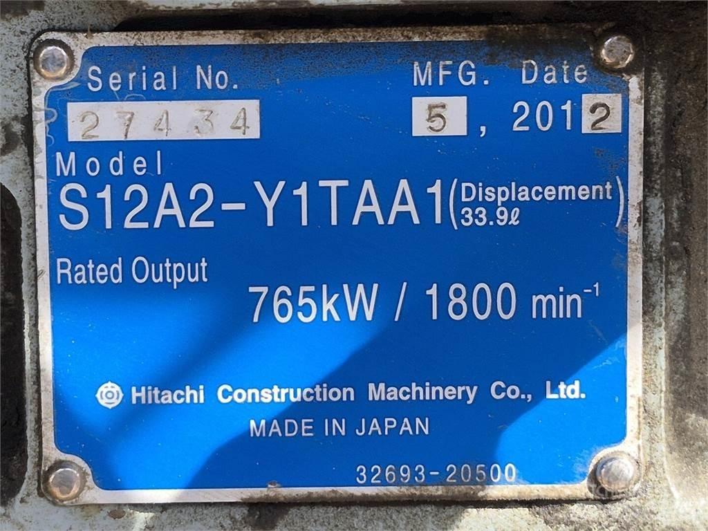 Hitachi S12A2-Y1TAA1 发动机
