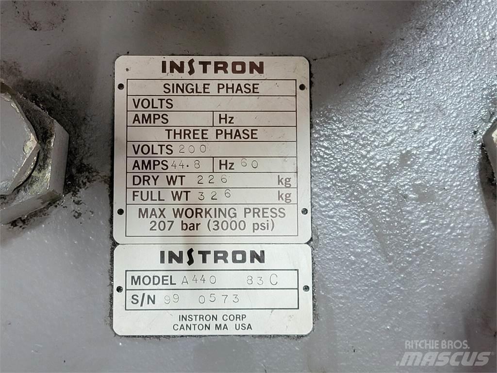  INSTRON A440 83C 水泵