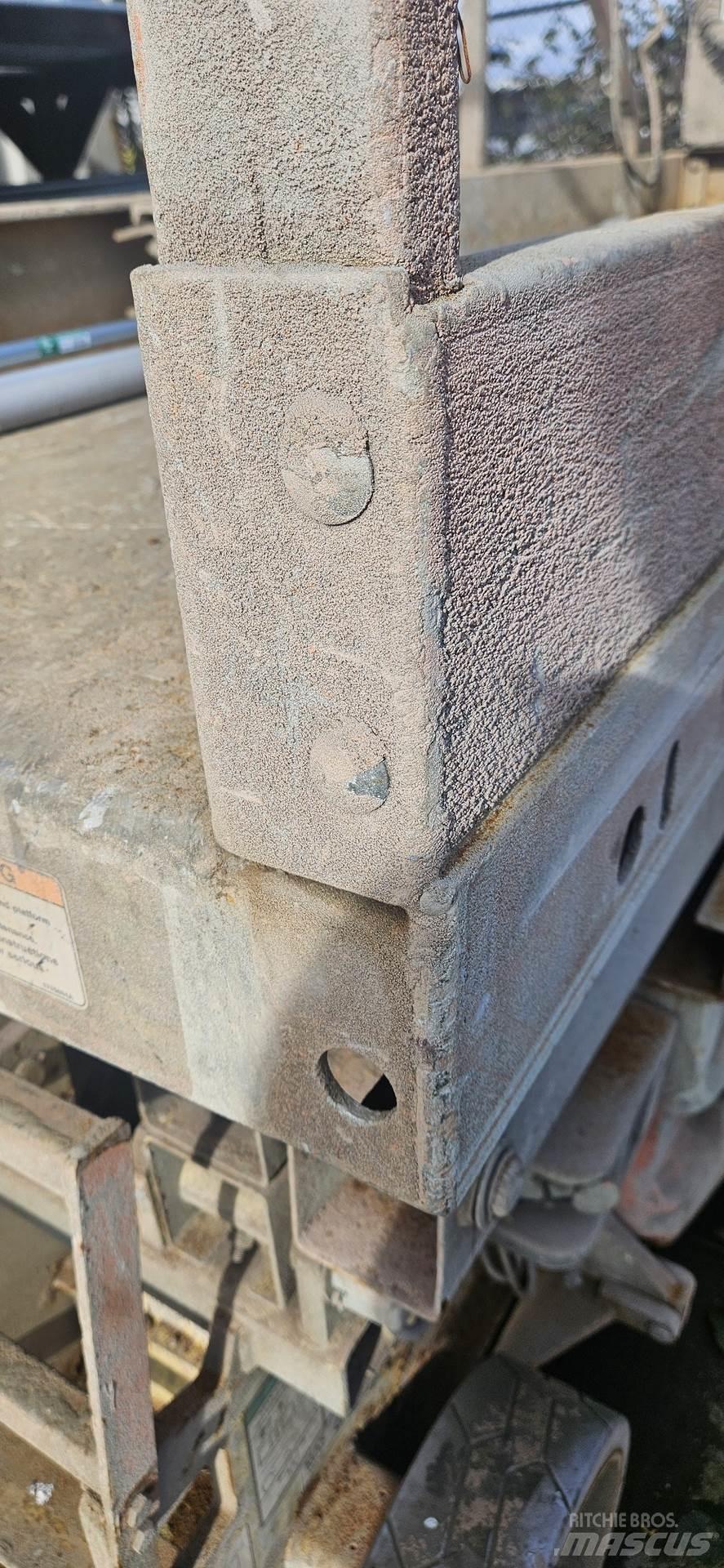 JLG 2630ES 剪叉式升降机