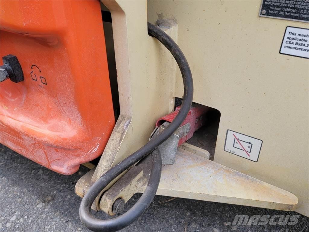 JLG 2646ES 剪叉式升降机