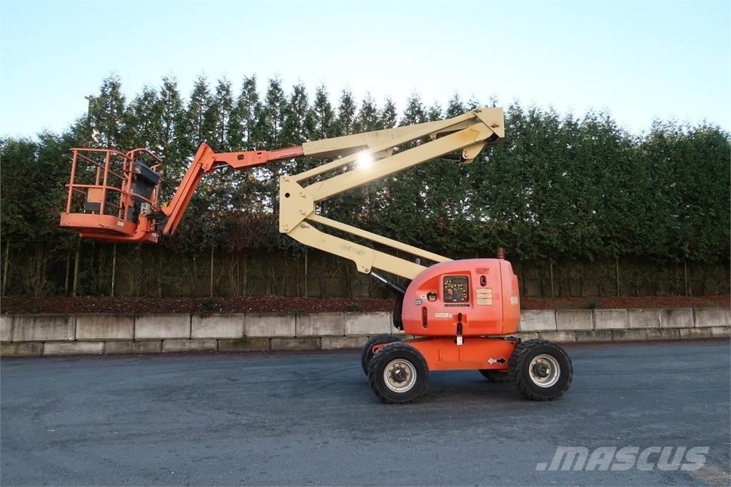 JLG 450AJ 曲臂高空工作平台