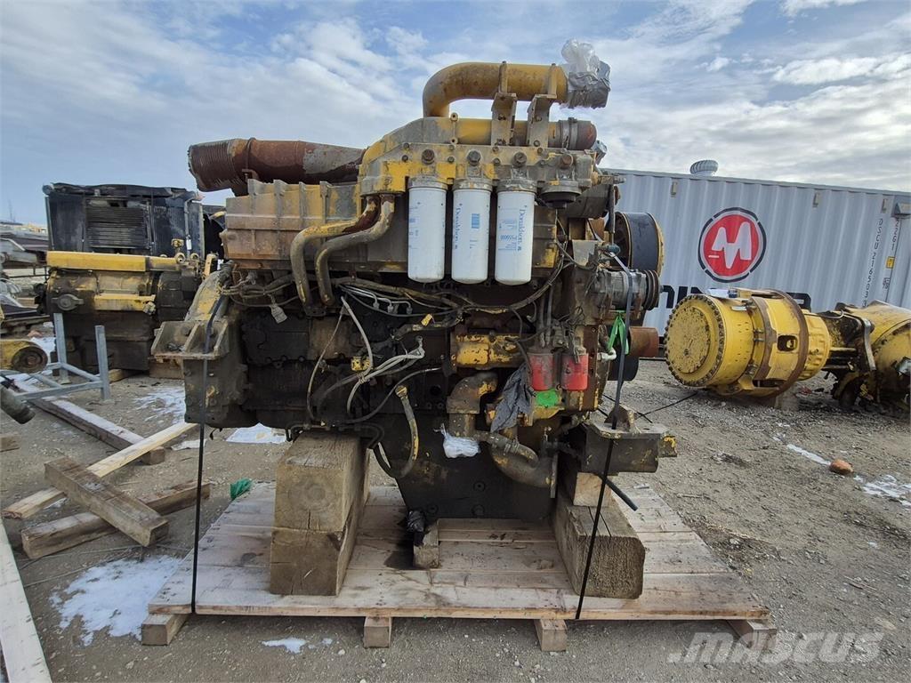 Komatsu  铰接式自卸车