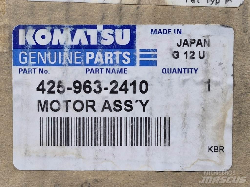 Komatsu 425-963-2410 工业发动机