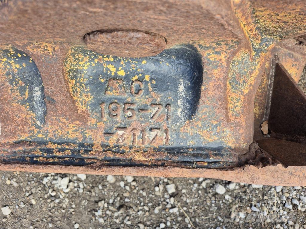 Komatsu D375 轮式推土机