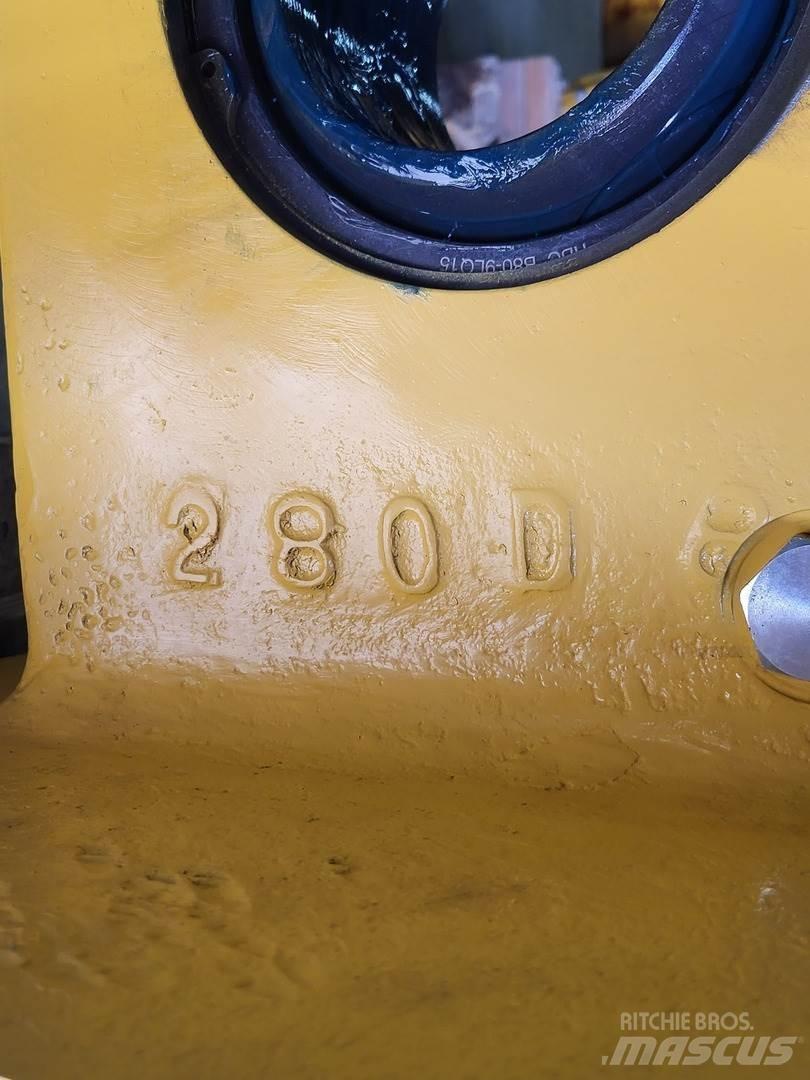 Komatsu EH9423 铰接式自卸车