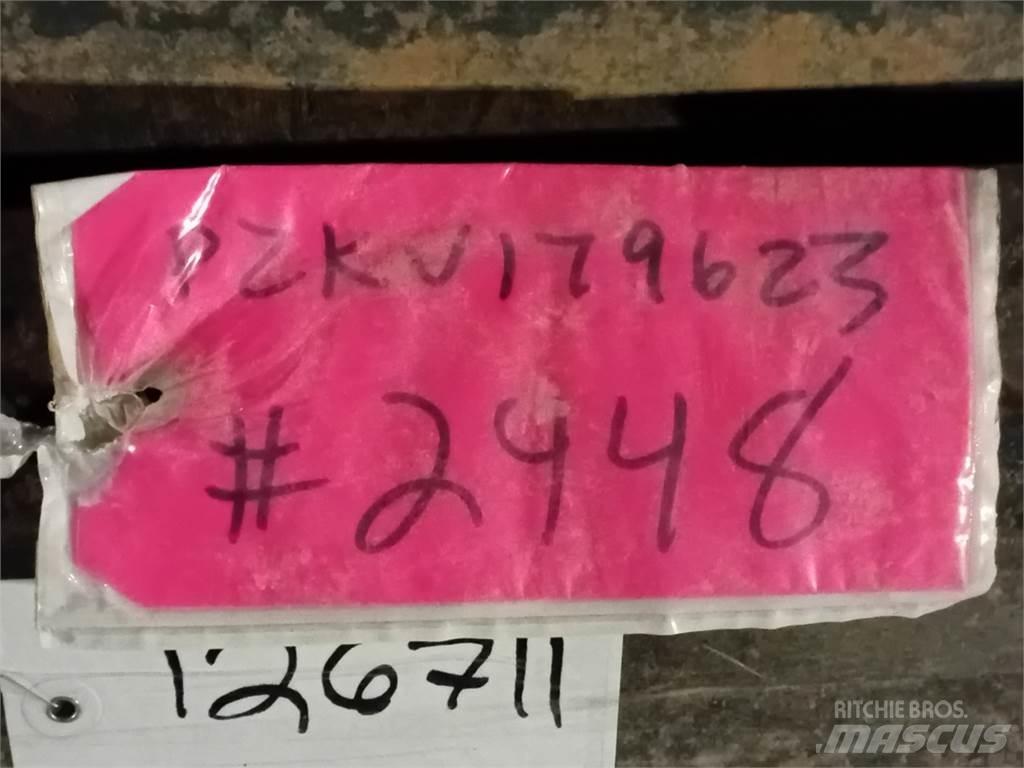 Komatsu PZKV179623 其他组件