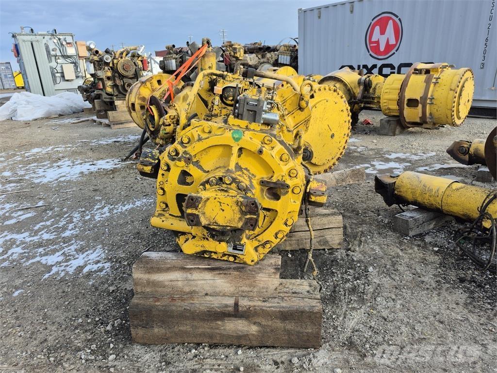 Komatsu R561-13-51030 铰接式自卸车