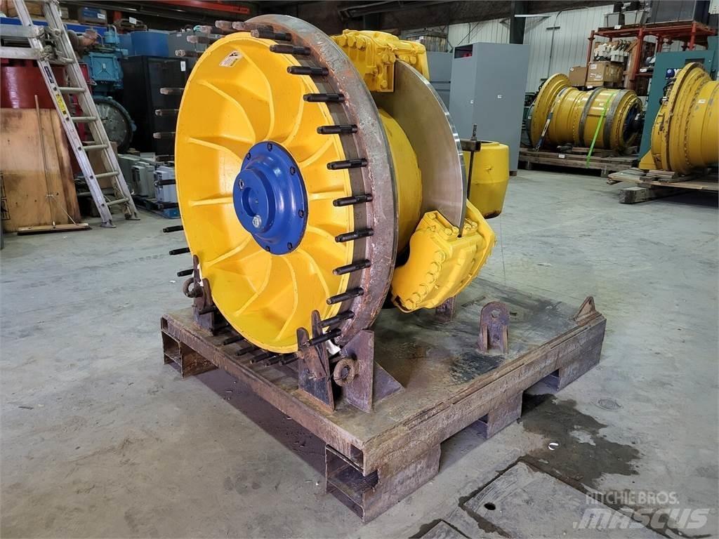 Komatsu RTEM3840SERV 铰接式自卸车