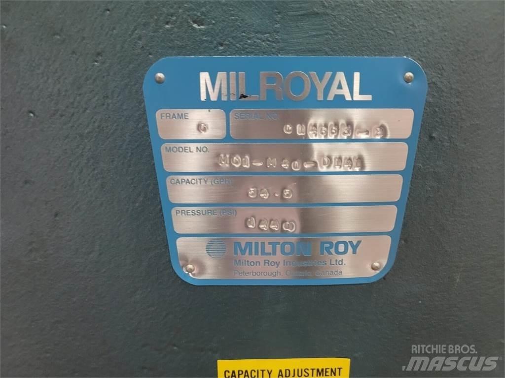 MILROYAL MC1-M40-D141 水泵