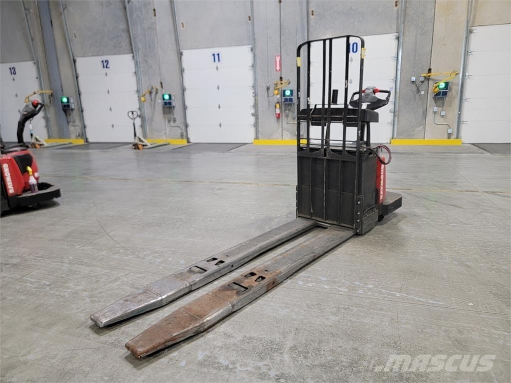 Raymond 8410 建筑机械-其他