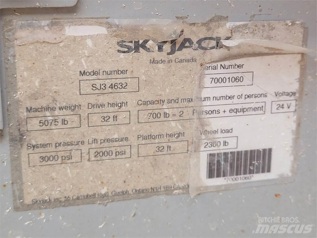 SkyJack SJ3 4632 剪叉式升降机