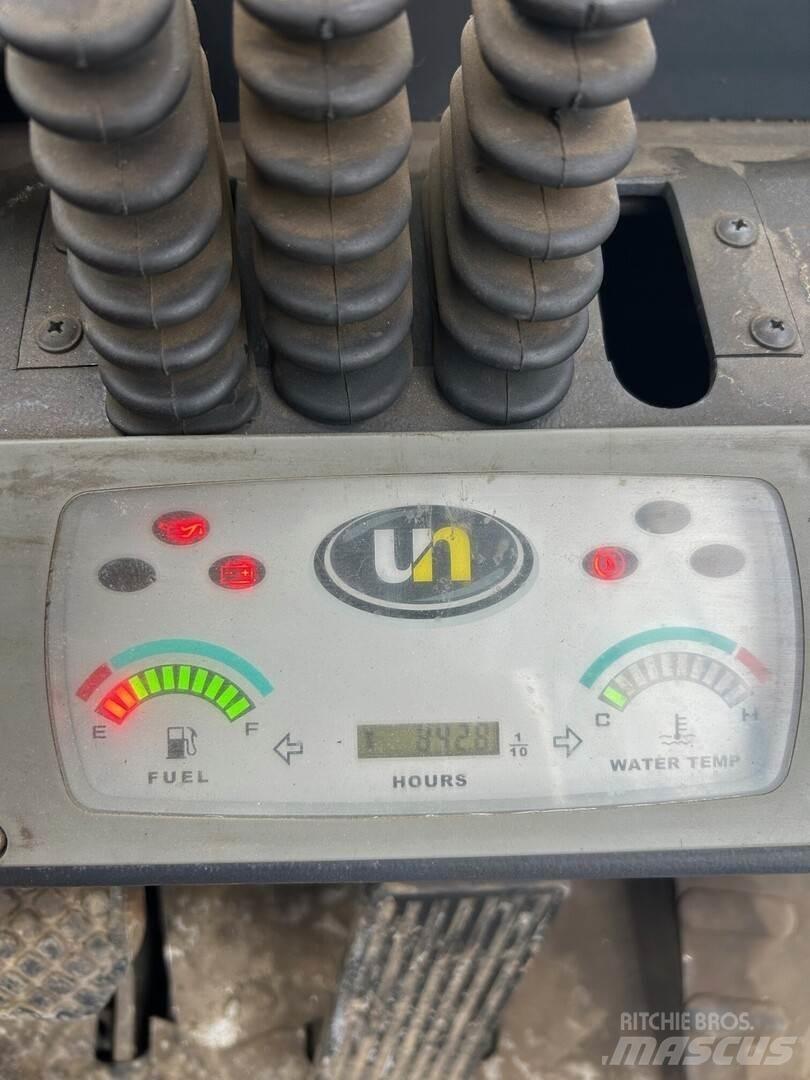 UN Forklift FL25T-JA 建筑机械-其他