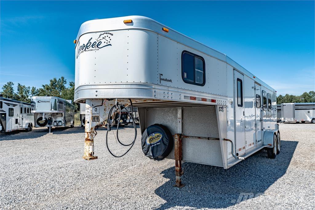 Cherokee XT300 牲畜运输半挂车