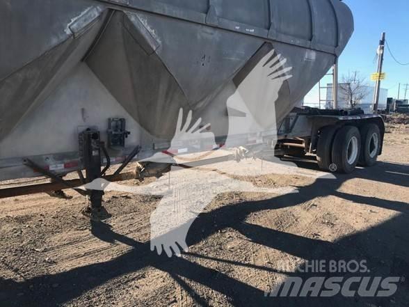 Fruehauf  油罐半挂车