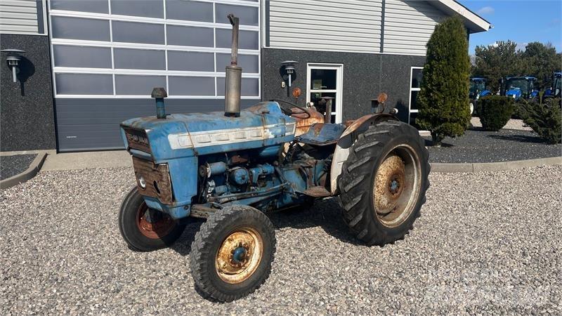 Ford 3000 拖拉机/农用车