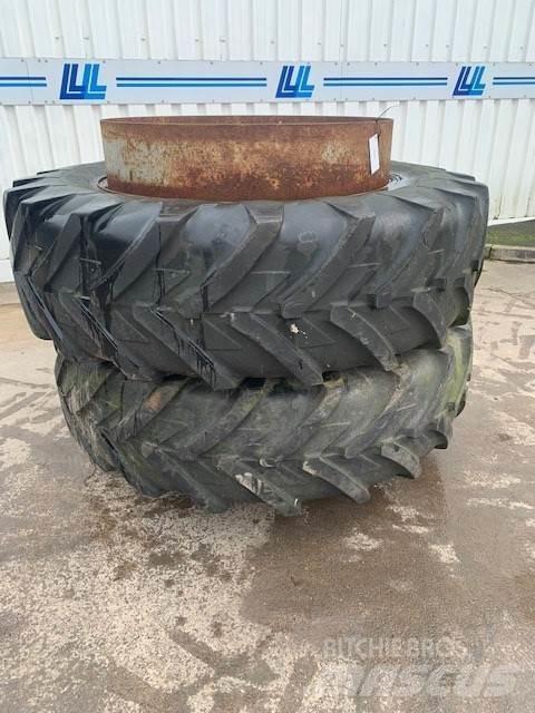 2x Dual Wheels 轮胎、车轮、轮圈