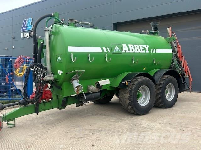 Abbey 3500 水肥车