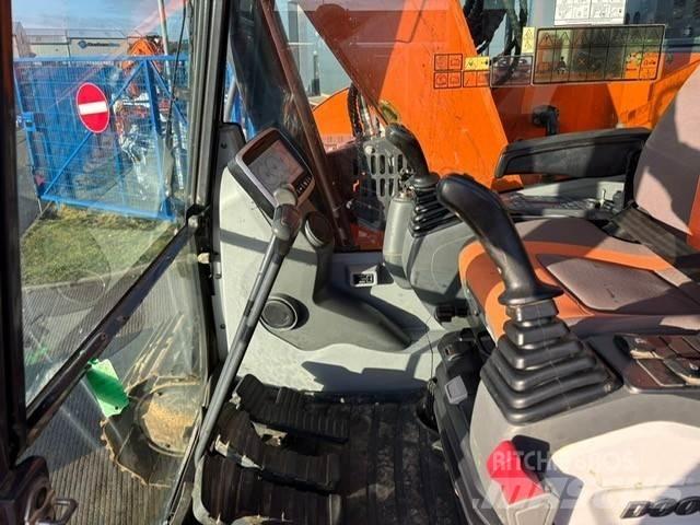Develon Dx140lcr-5 履带挖掘机