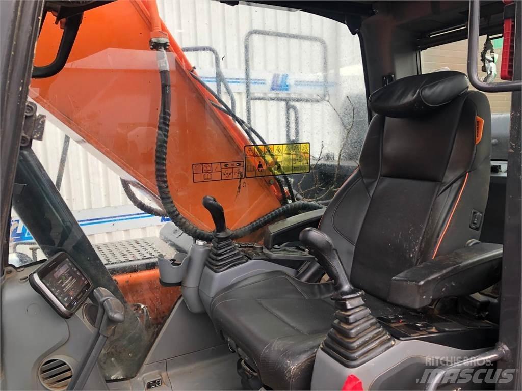 Develon Dx225lc-7 履带挖掘机