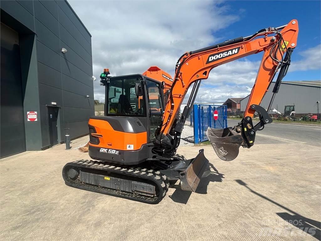 Doosan DX50z 履带挖掘机