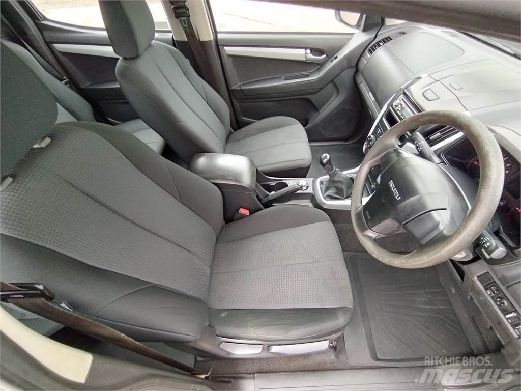 Isuzu Eiger 皮卡车
