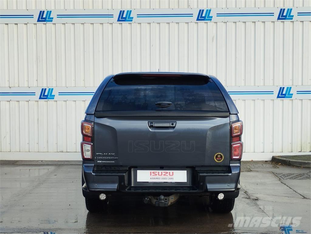 Isuzu Vcross 皮卡车